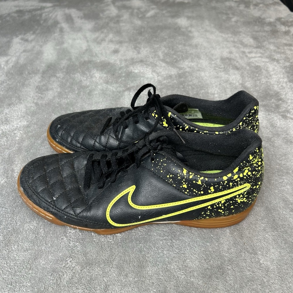 Nike Tiempo Rio II Indoor Soccer Shoes Men's Size US 8.5 Black Green 631523-007 - Picture 2 of 16